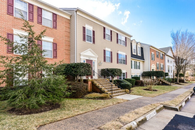 Building Photo - 9330 Caspian Way