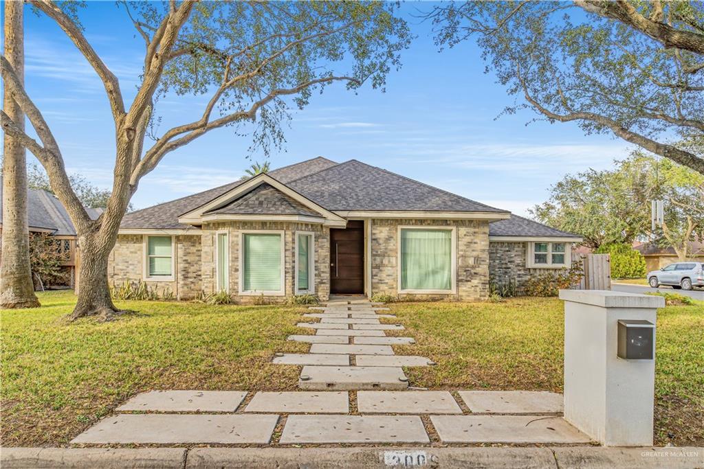 Foto principal - 300 Kiwi Ave