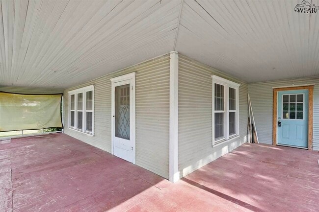 Building Photo - 816 E Gilbert St