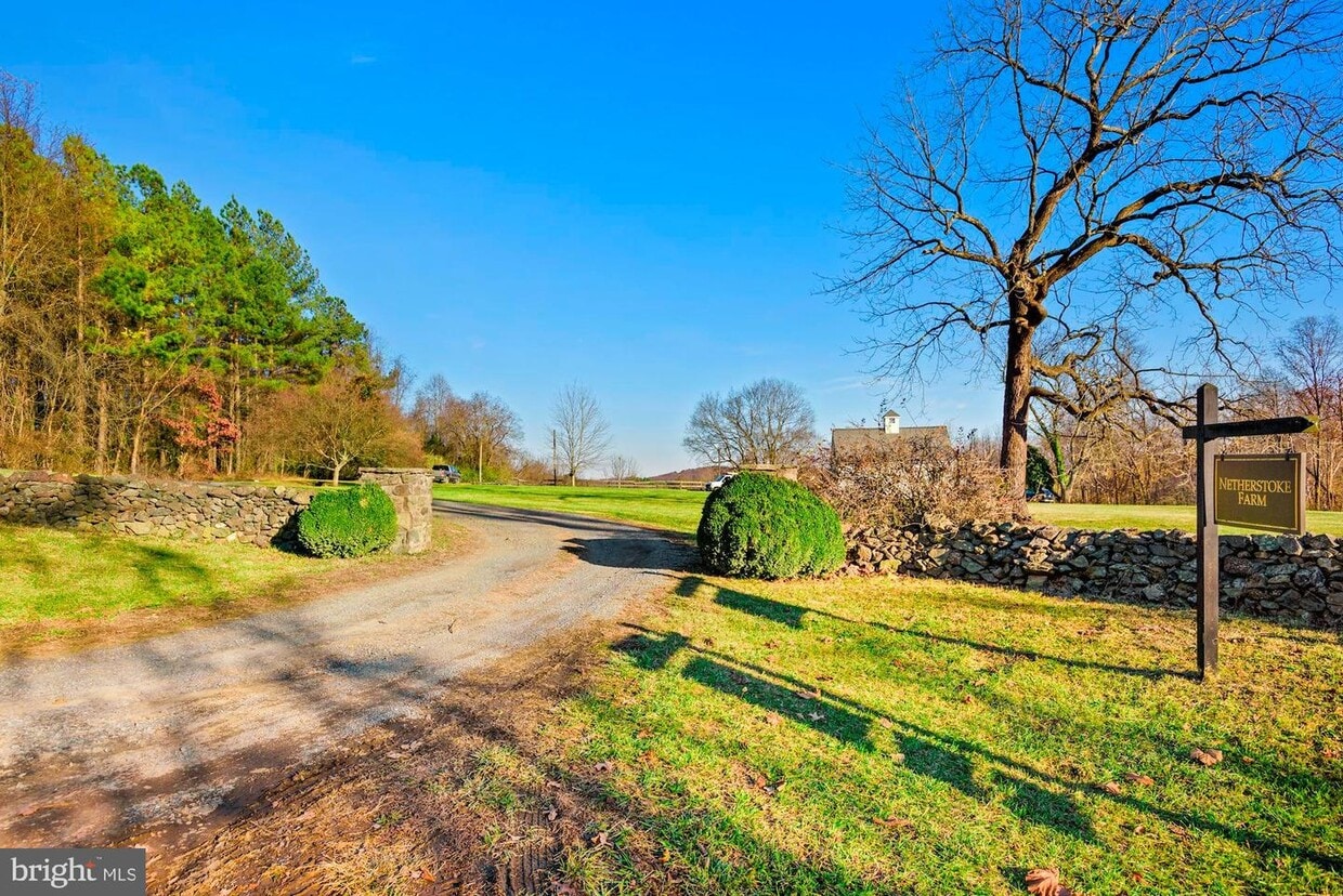 23782 Champe Ford Rd, Middleburg, VA 20117 House Rental in Middleburg