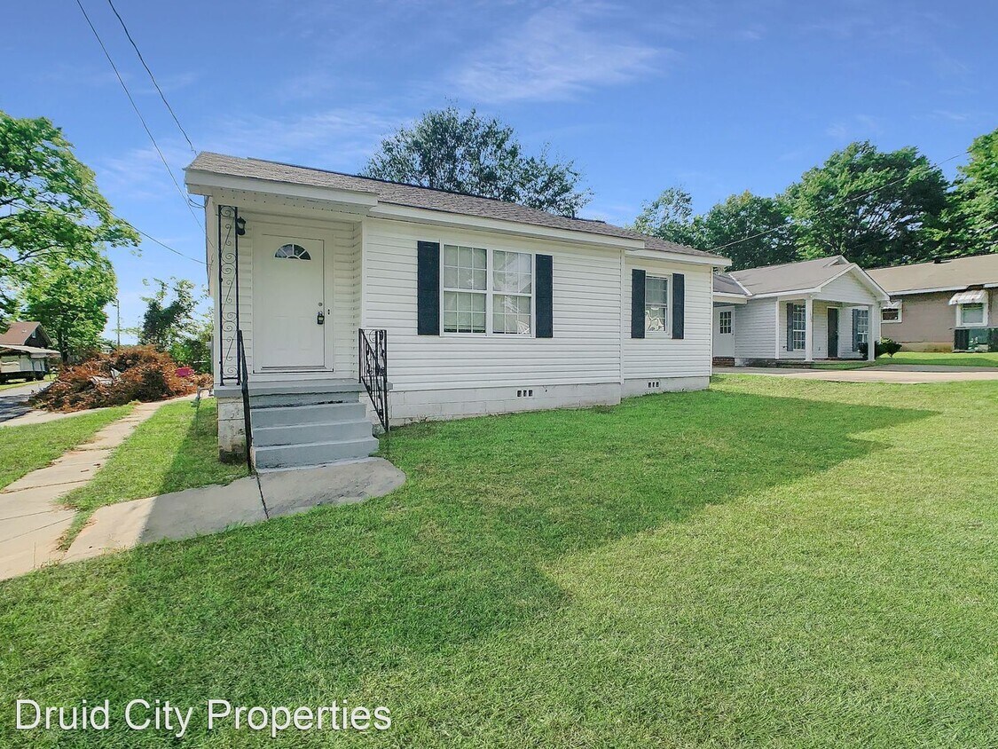 Primary Photo - 3 br, 1 bath House - 1530 17th Avenue East