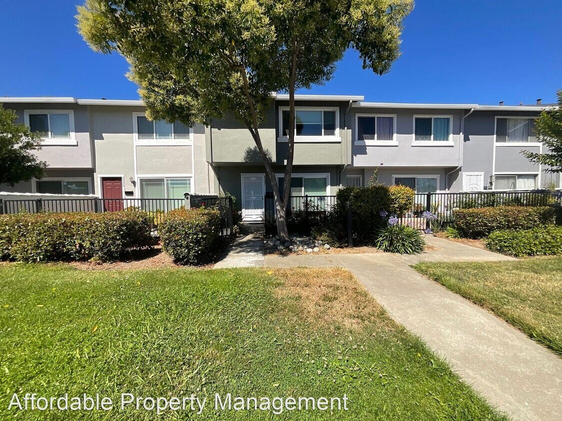 Primary Photo - 3 br, 2.5 bath House - 4327 Bel Estos Way