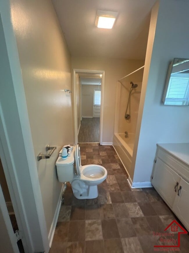 Foto del edificio - 3236 Hwy 70 E