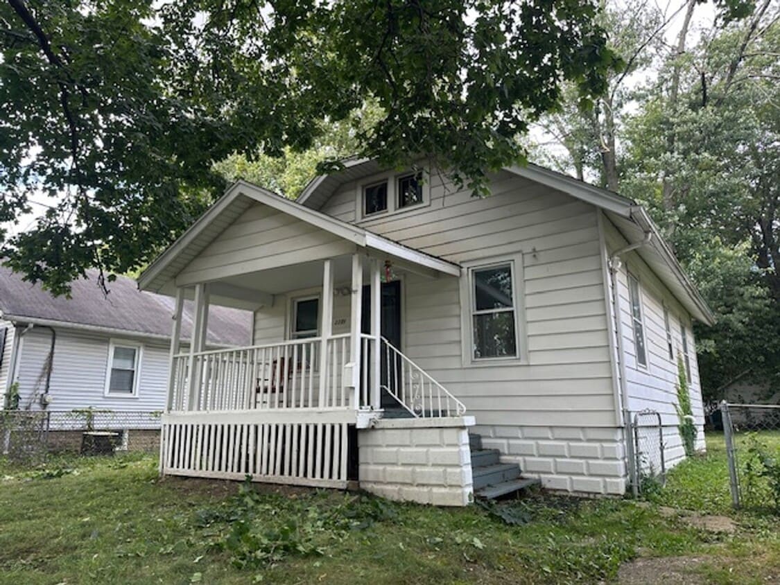 Primary Photo - Section 8 Vouchers accepted for 3 Bedroom ...