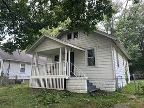 Building Photo - 2221 N Ellis St