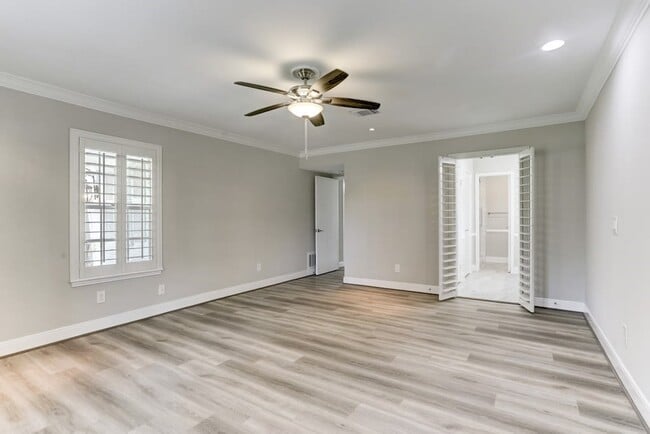 Building Photo - 11006 Wickersham Ln