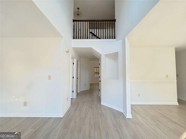 Foto del edificio - 2416 Peach Shoals Cir