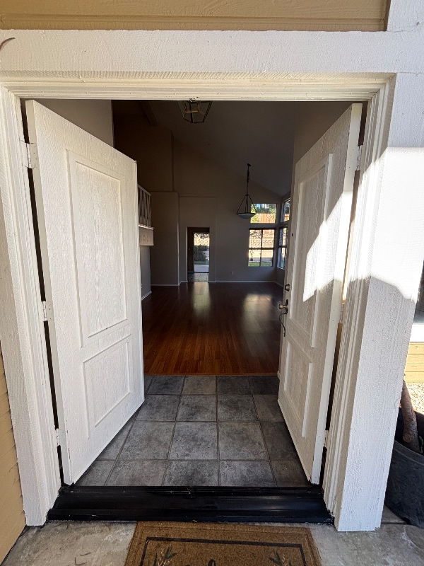 Building Photo - 10463 Graham Ct