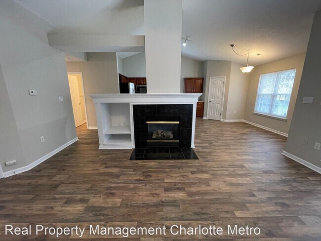 Foto del edificio - 3 br, 2.5 bath House - 11616 Placer Maple ...