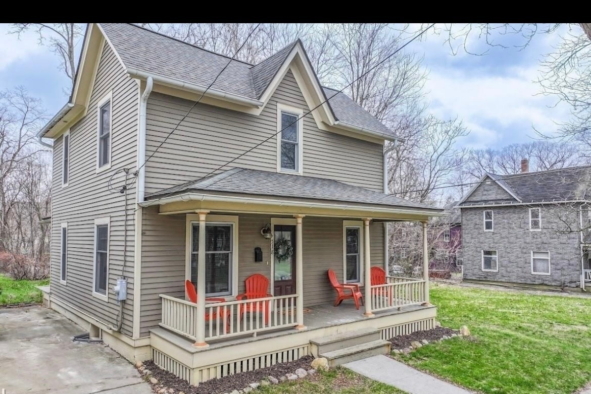 Primary Photo - 518 Mason St
