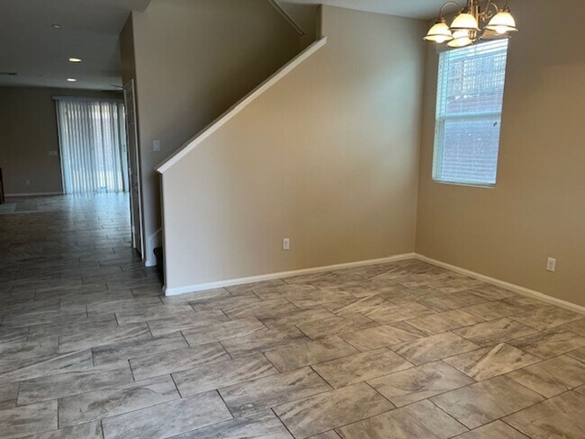 Foto del edificio - Menifee 5 Bedroom