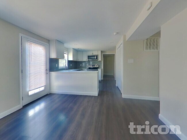 Foto del edificio - 13 Cardigan Ct