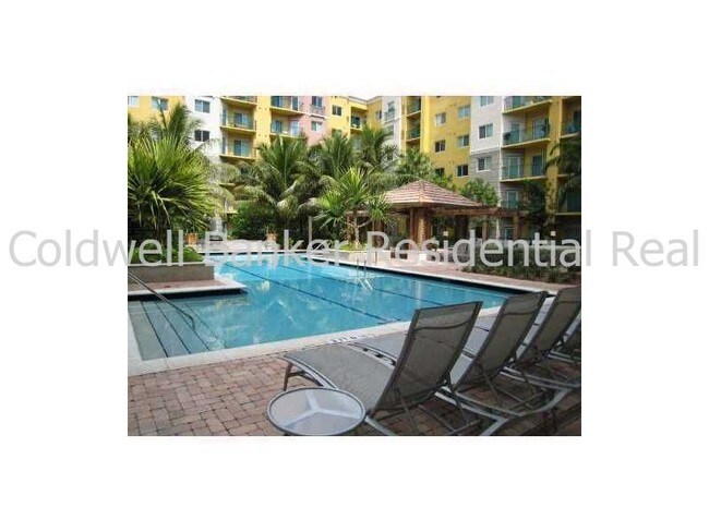 Foto del edificio - 6001 SW 70th St