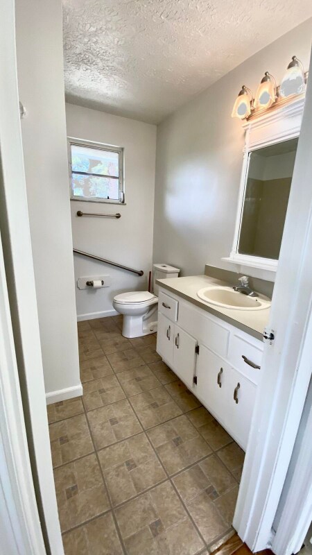 Building Photo - 772 NW Virginia St