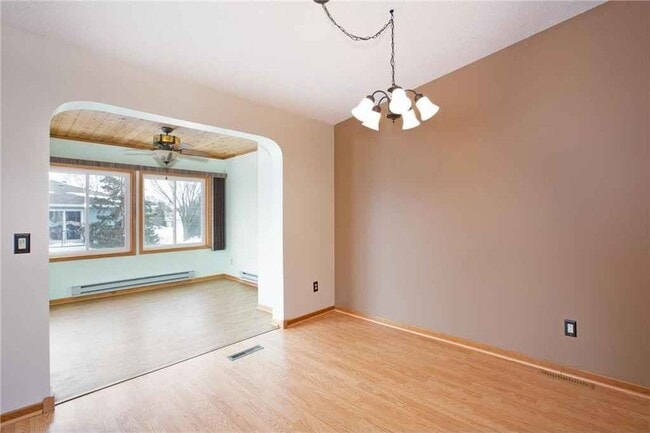Building Photo - 14769 Endicott Way