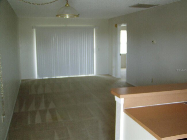 Foto del edificio - 25100 Sandhill Blvd