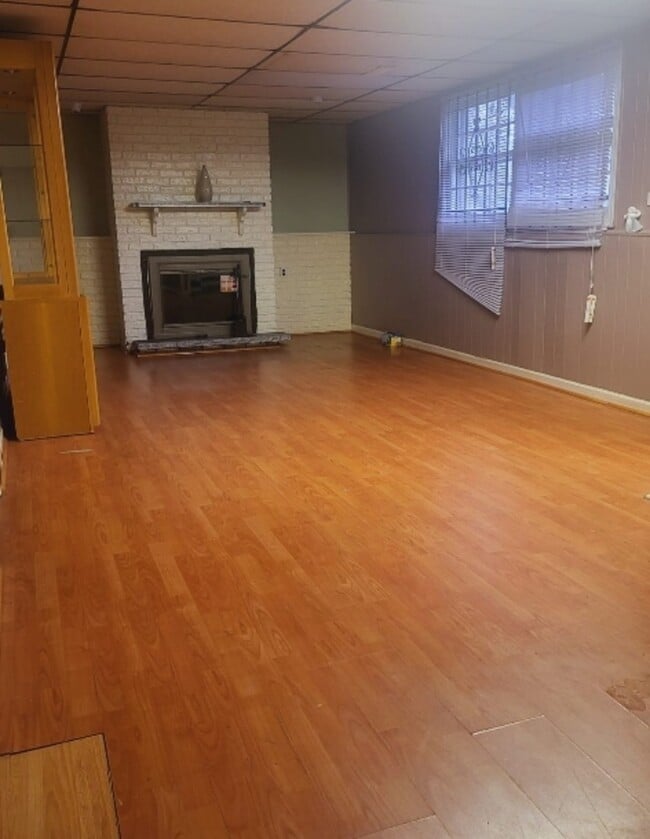 Building Photo - 1637 215th Pl