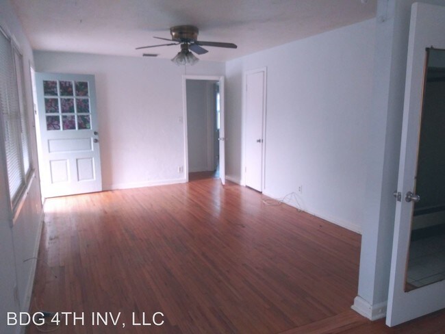 Building Photo - 2 br, 2 bath House - 425 30th Ave N.