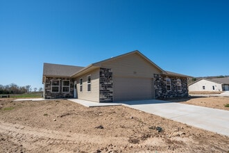 Building Photo - 644 McKay Way