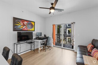 Building Photo - 3101 Govalle Ave