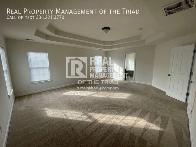 Building Photo - 1925 Waterford Village Dr
