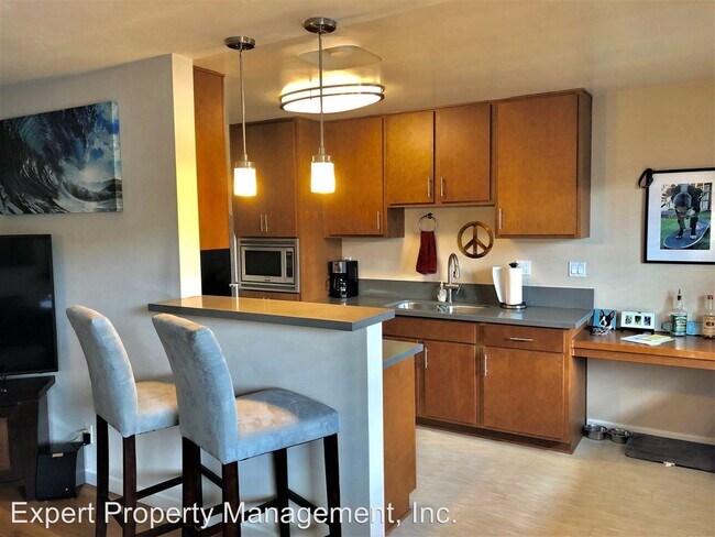 Foto del edificio - 5041 Santa Monica Ave