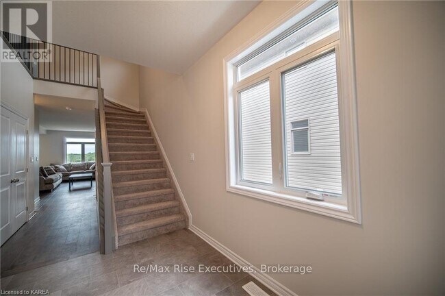 Photo du bâtiment - 1673 Brookedayle Ave