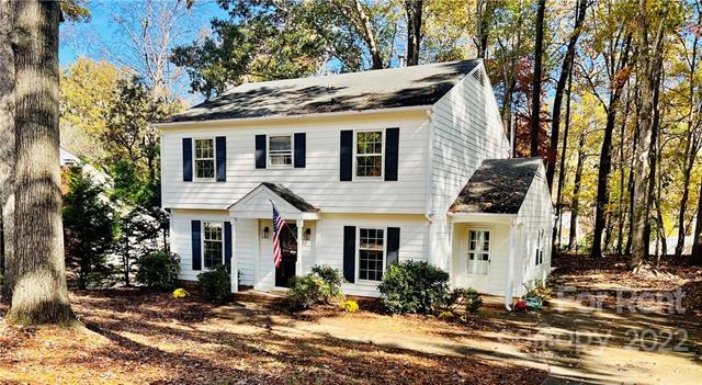 Primary Photo - 422 Sunnywood Ln