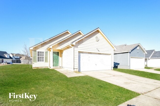 Building Photo - 4820 Royal Run Dr