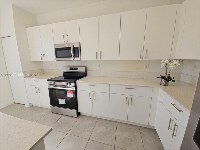 Foto del edificio - 2530 SE 29th St