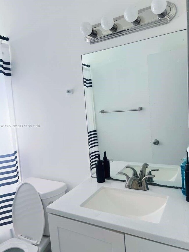 Foto del edificio - 4435 Treehouse Ln