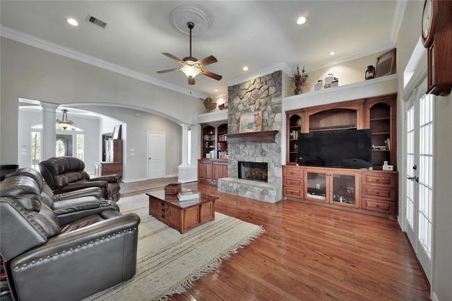 Foto del edificio - 29510 Lake Commons Way