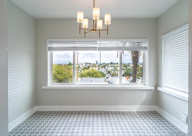 Foto del edificio - 4205 Park Blvd