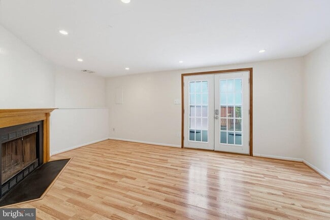 Building Photo - 10305 Bridgetown Pl