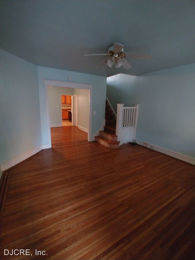 Building Photo - 3 br, 1 bath House - 5714 N. Lawrence Street
