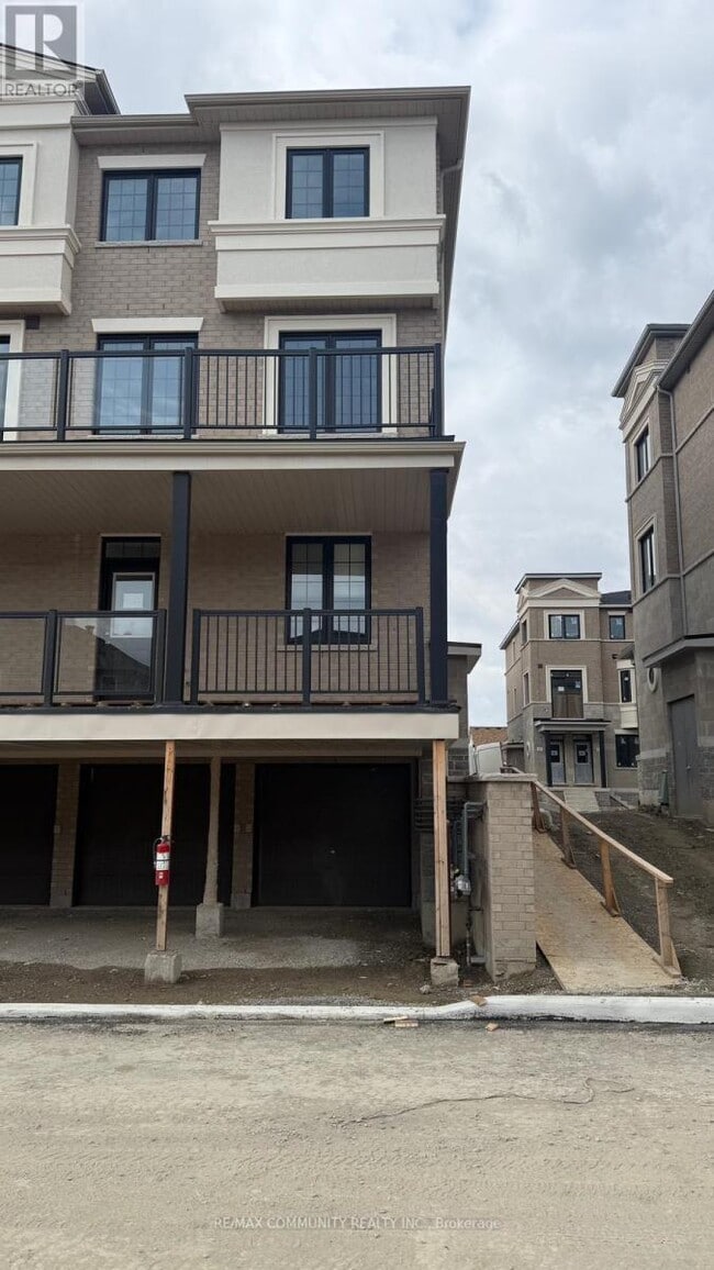 Building Photo - 4340-4340 Ebenezer Rd