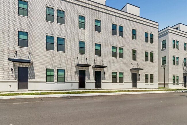 Foto del edificio - 1218 E Kay St