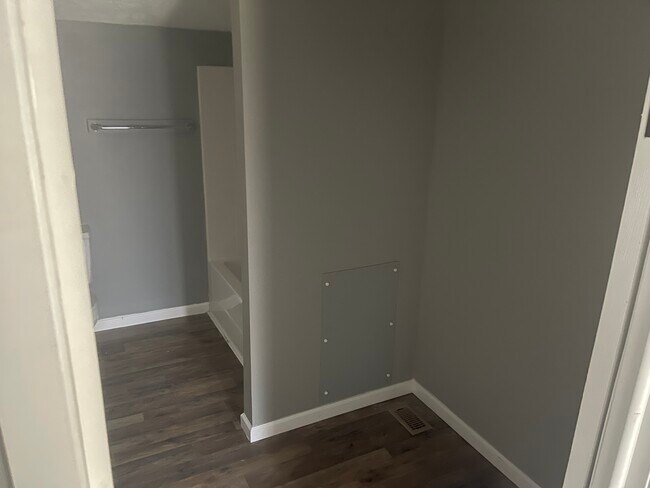 Foto del edificio - 434 Dundee Cir