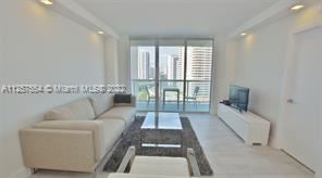 Building Photo - 2 br, 1.5 bath Condo - OCEANVIEW