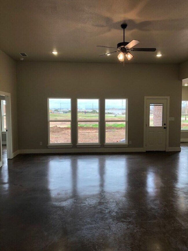 Foto del edificio - 7304 Mountain View Rd