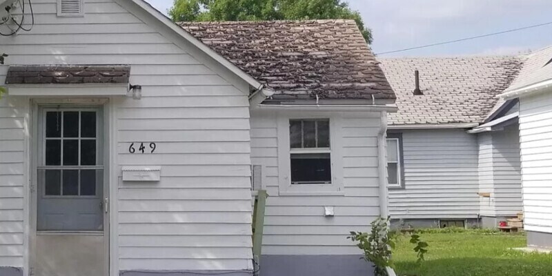 Primary Photo - 649 3rd St NE,
