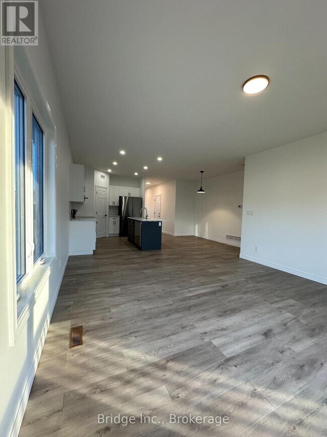 Photo du bâtiment - 17 Dayton Ct