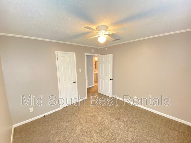 Foto del edificio - 3557 Kathy Rd (Parkway Village)