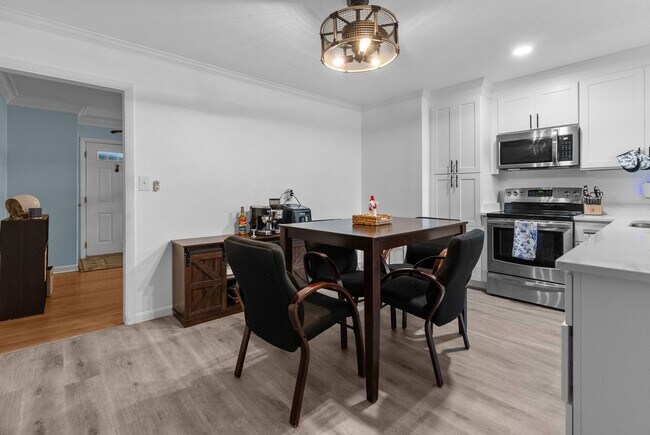 Foto del edificio - Now Available for Rent in Hampton!
