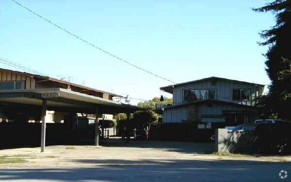 Foto del edificio - 1489 Crescent Ave