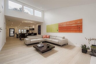 Building Photo - 12364 Montego Plaza