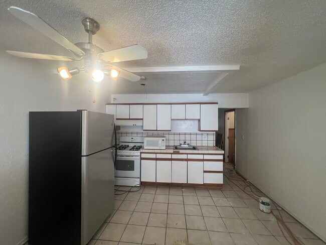 Foto del edificio - 1676 48th Ave