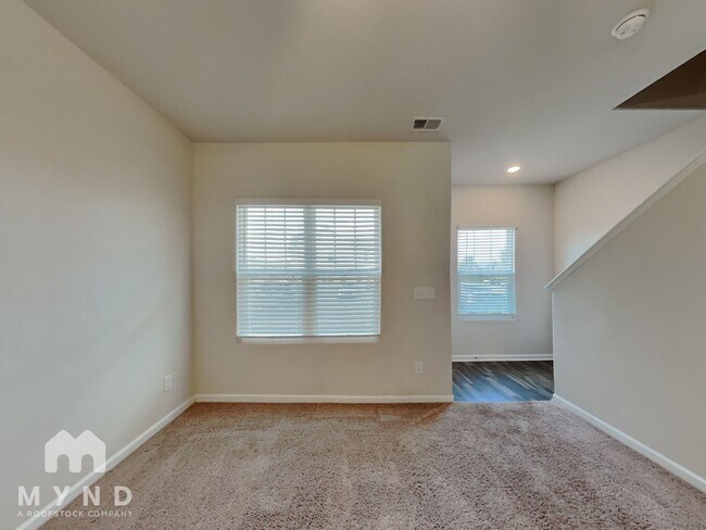 Foto del edificio - 116 Chandler Ct
