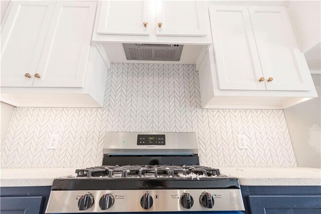 Foto del edificio - Beautiful 4 Bedroom 2 Bathroom Home in Dee...