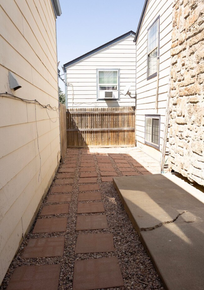 Foto del edificio - 996 S Zeno Way